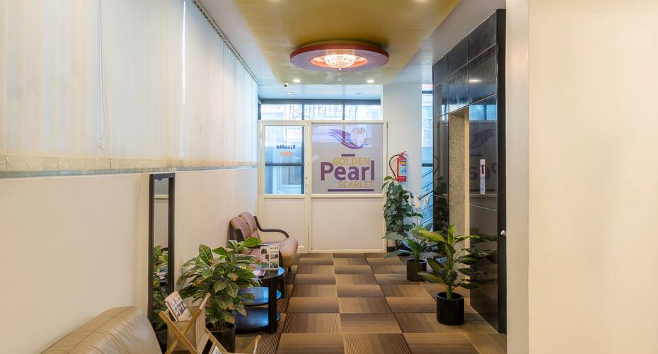 Golden Pearl Scarlet, Bangalore 3